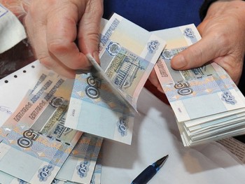 Правительство РФ лишило разовой выплаты почти 300 тыс. заграничных пенсионеров