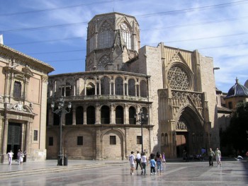 В Валенсии ограничили выдачу туристических лицензий 