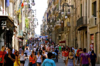 Иностранные туристы добавили в казну Испании более 26 млрд. евро