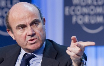 Руководить финансами Еврозоны будет министр экономики Испании 