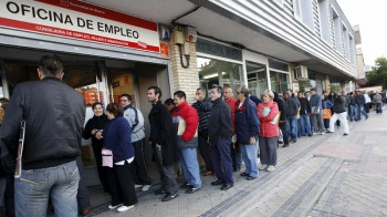 Иностранцев, работающих в Испании, стало меньше