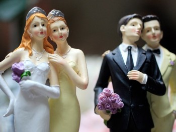 В Каталонии растёт число женских однополых браков